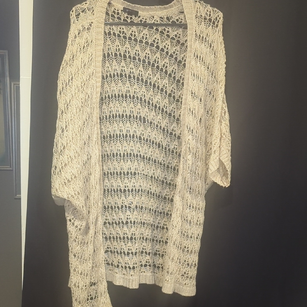 Open-Knit Cream Women’s Shrug Poncho